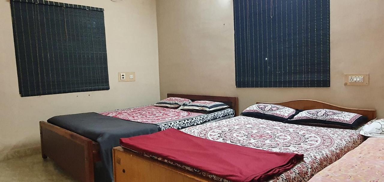 Oonjal Veedu Apartment Kuttalam  Ngoại thất bức ảnh