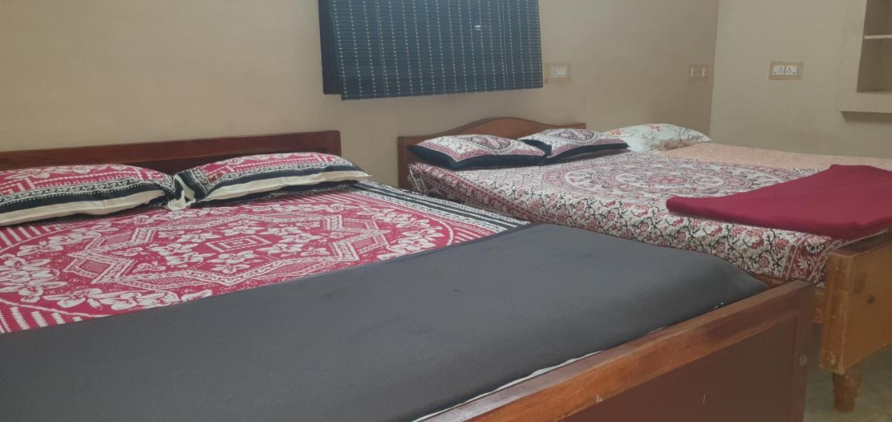 Oonjal Veedu Apartment Kuttalam  Ngoại thất bức ảnh