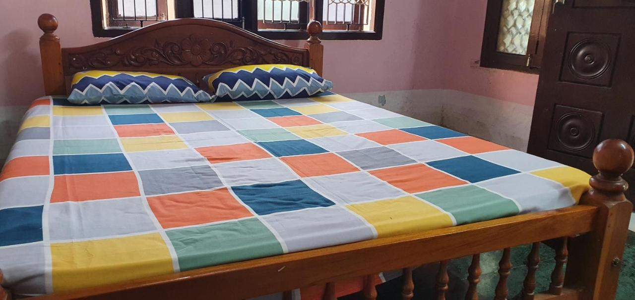 Oonjal Veedu Apartment Kuttalam  Ngoại thất bức ảnh